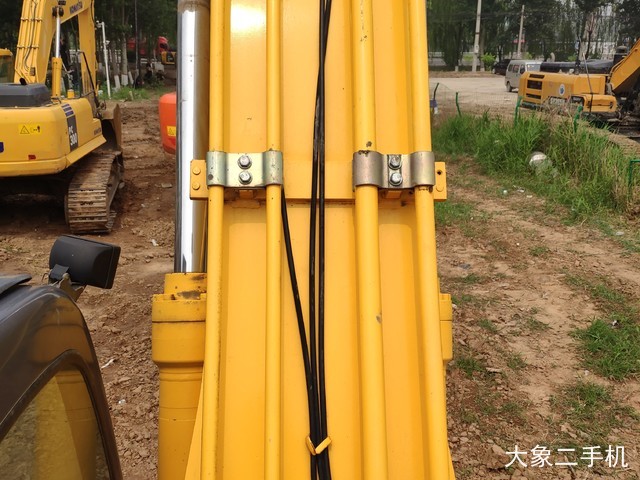 神钢 SK260LC-8 挖掘机