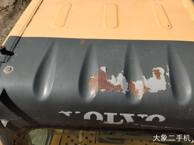 沃尔沃 EC290BLC 挖掘机