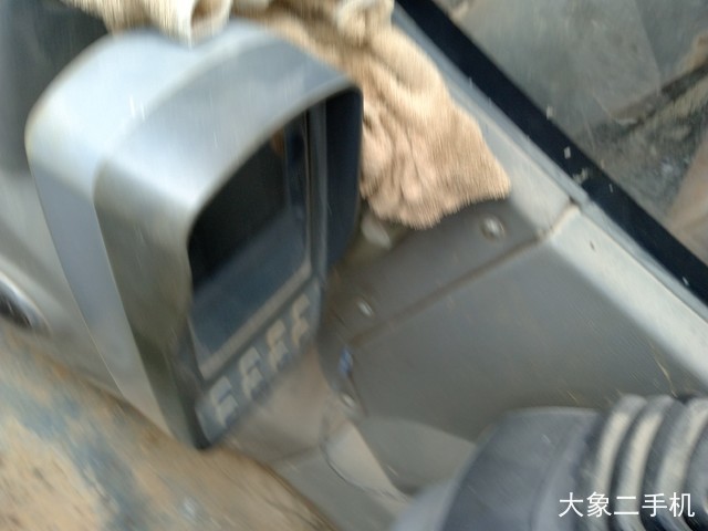 徐工 XE150D 挖掘机