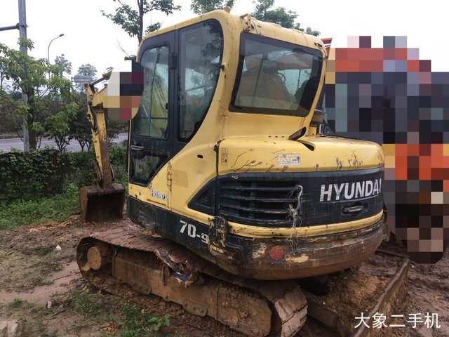 现代 R60-9 挖掘机