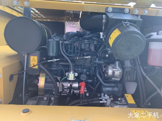 徐工 XGC75 挖掘机