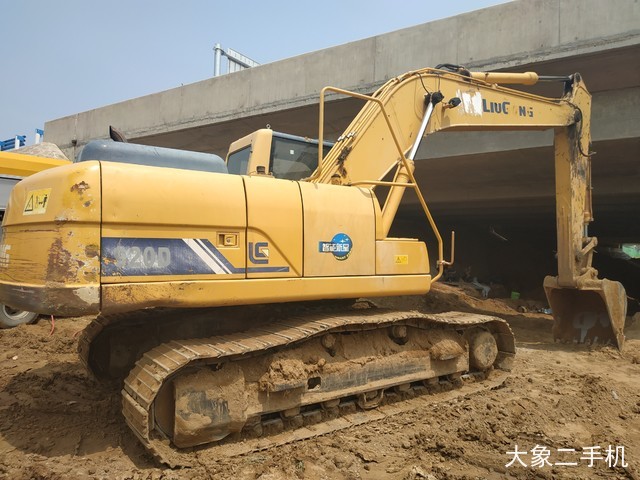 柳工 CLG920D 挖掘机