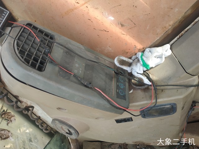 斗山 DH200-5 挖掘机