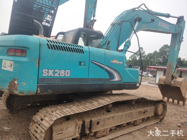 神钢 SK260LC-8 挖掘机
