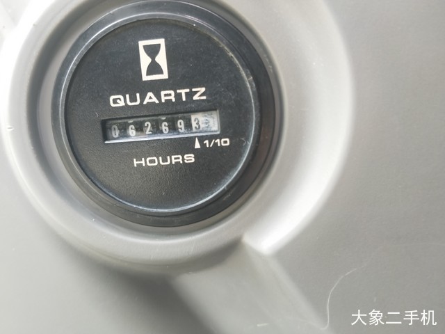 神钢 SK270D 挖掘机