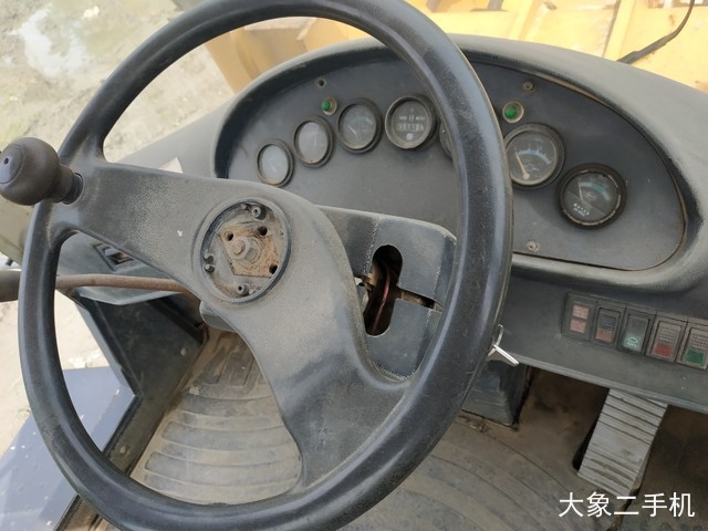 龙工 LG855 装载机
