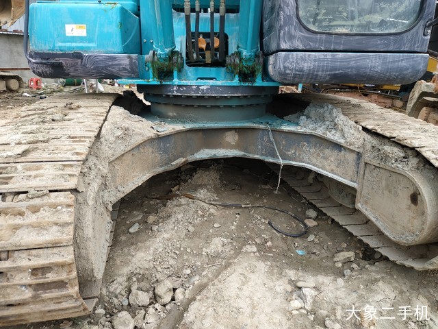 神钢 SK250-8 挖掘机