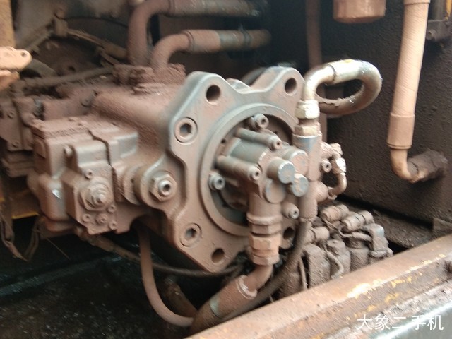 沃尔沃 EC290BLC 挖掘机