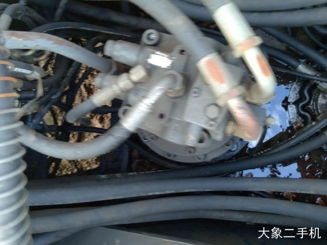 沃尔沃 EC210BLC 挖掘机