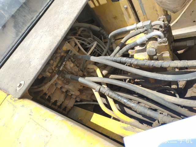 小松 PC240LC-8 挖掘机