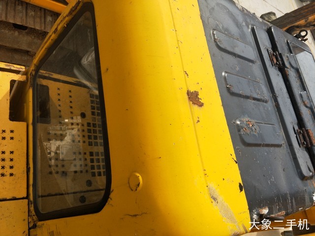 龙工 LG6225 挖掘机