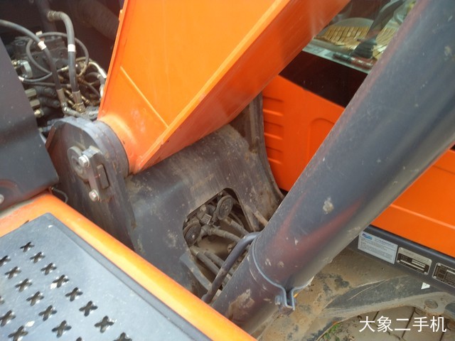 斗山 DX150LC-9C 挖掘机