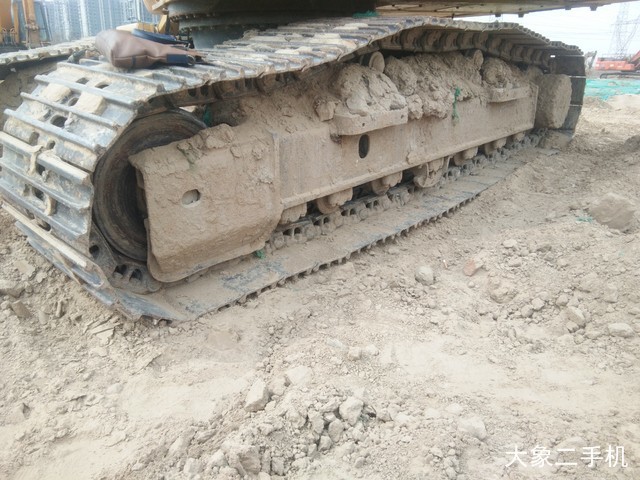 小松 PC200LC-8M0 挖掘机