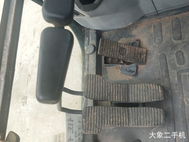 柳工 CLG915C 挖掘机