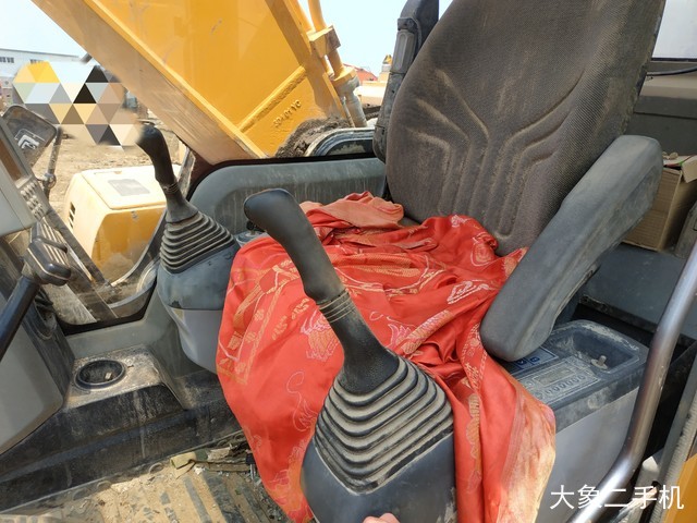 三一重工 SY305C-9 挖掘机