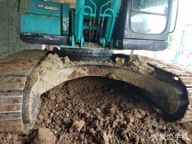 神钢 SK260LC-8 挖掘机