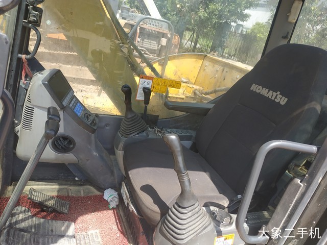 小松 PC60-8B 挖掘机