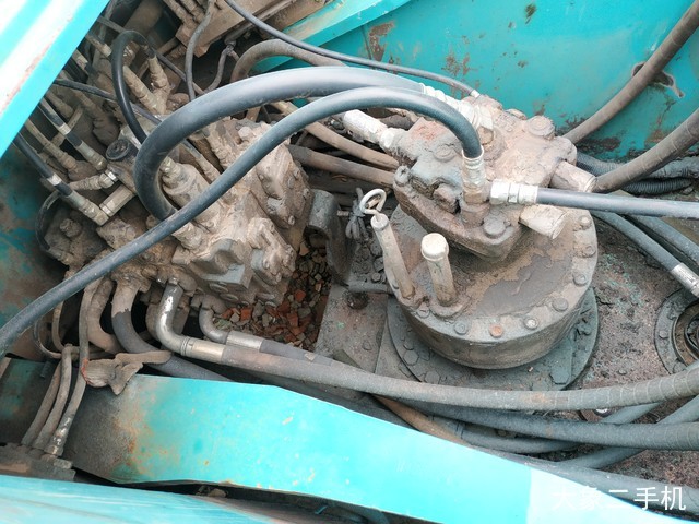 神钢 SK260LC-8 挖掘机