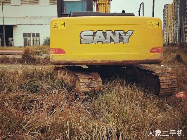 三一重工 SY135C 挖掘机