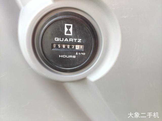 神钢 SK200-8 挖掘机