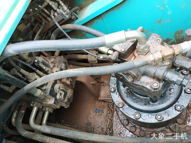 神钢 SK350LC-8 挖掘机