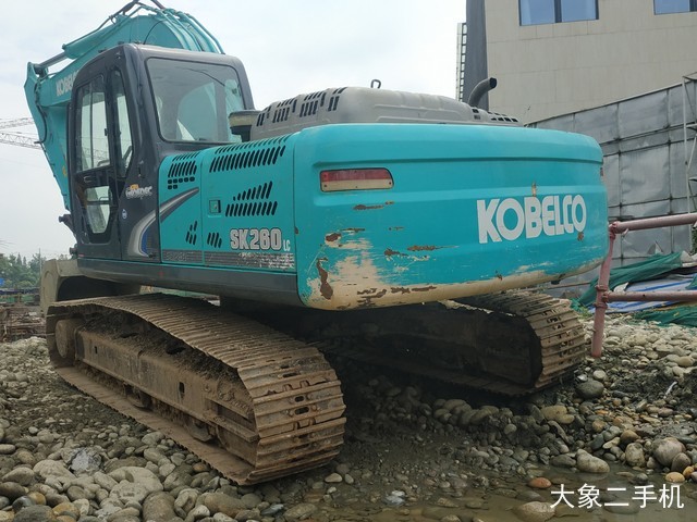 神钢 SK260LC-8 挖掘机