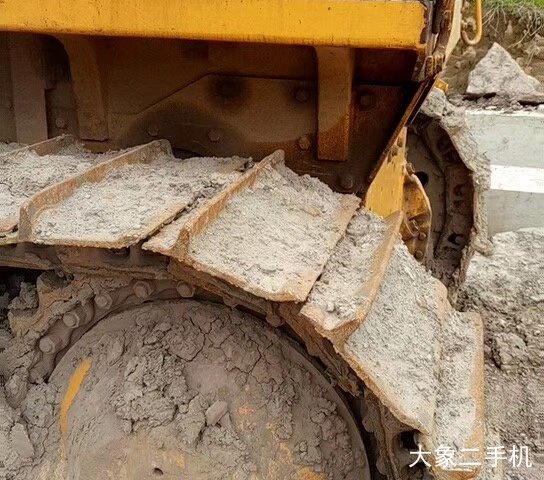 山推 SD16标准型 推土机