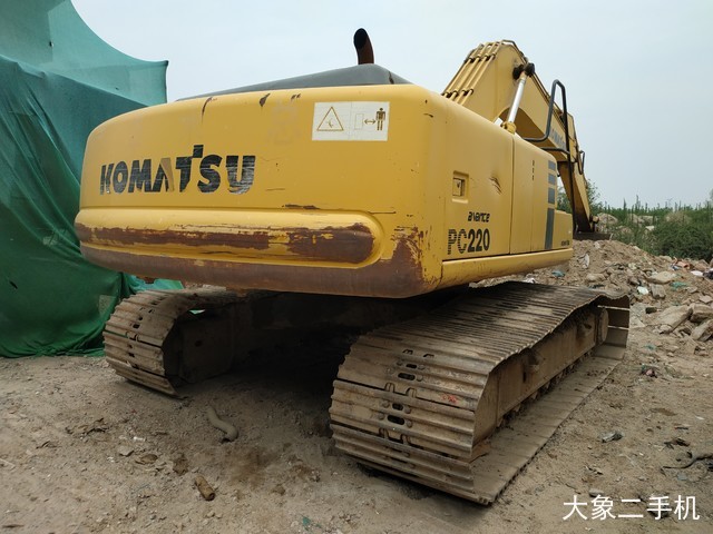 小松 PC220LC-6 挖掘机