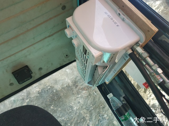 神钢 SK260LC-8 挖掘机