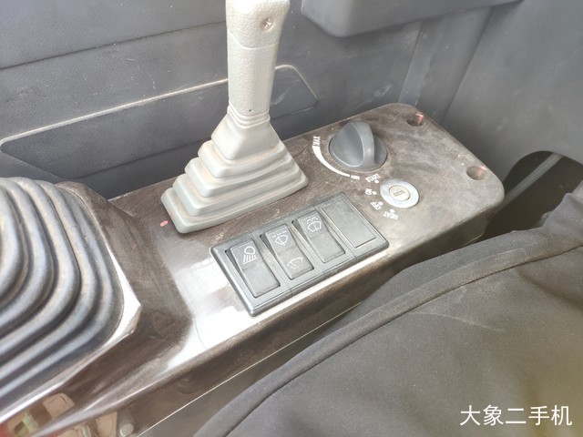 三一重工 SY55C-9 挖掘机