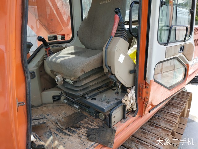 斗山 DH225LC-9 挖掘机