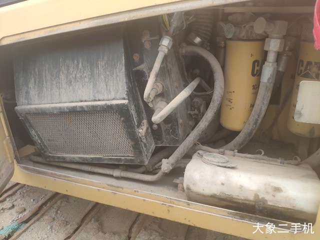 卡特彼勒 D5K 推土机