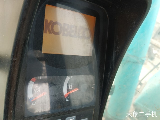 神钢 SK260LC-8 挖掘机