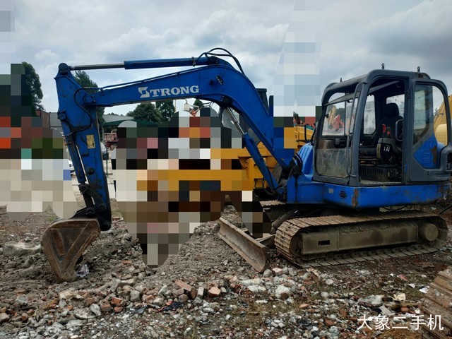 山重建机 JCM906D 挖掘机