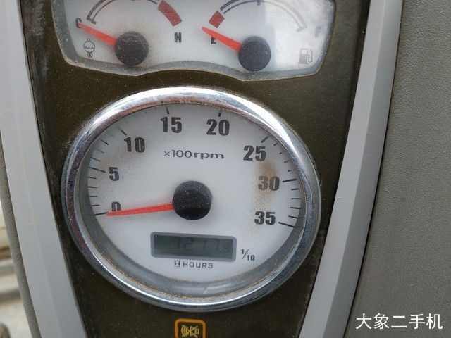 现代 R80-7 挖掘机