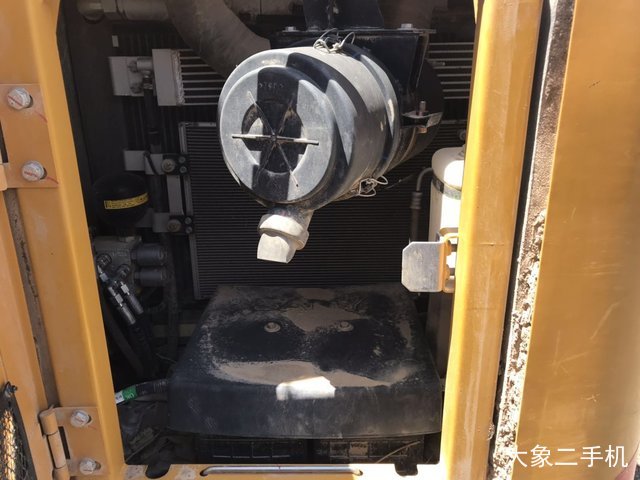 三一重工 SY75C 挖掘机