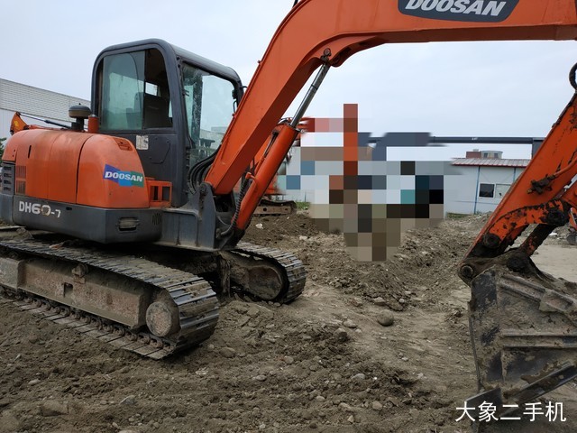 斗山 DH60-7 挖掘机