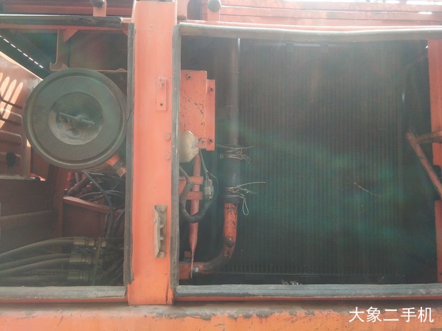 斗山 DH220LC-7 挖掘机