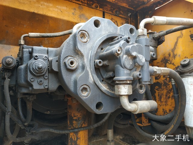 三一重工 SY285C 挖掘机