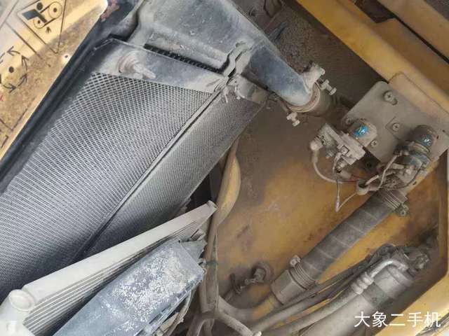 现代 R80-7 挖掘机