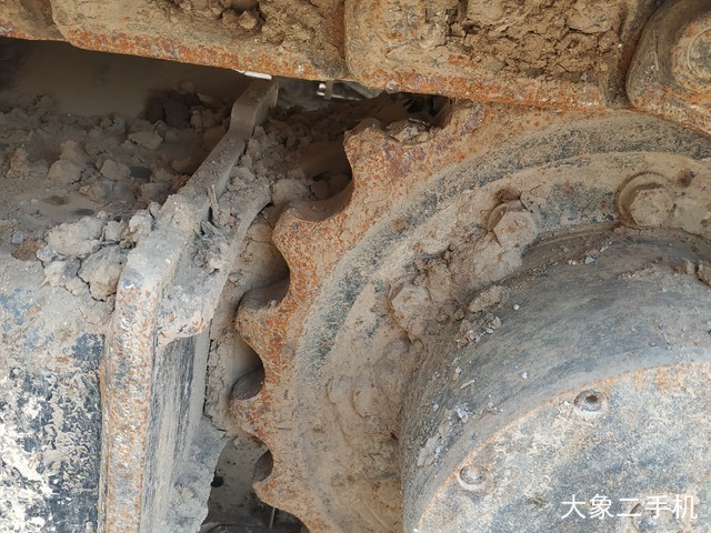 龙工 LG6060D 挖掘机