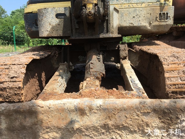 现代 R60-9 挖掘机