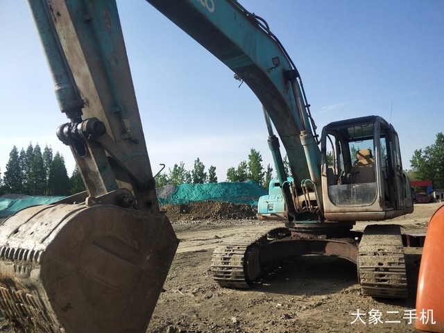 神钢 SK250LC 挖掘机