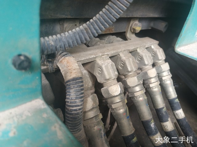 神钢 SK260LC-8 挖掘机