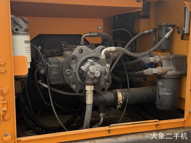 三一重工 SY235C-9 挖掘机