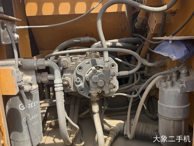 三一重工 SY135C-10 挖掘机