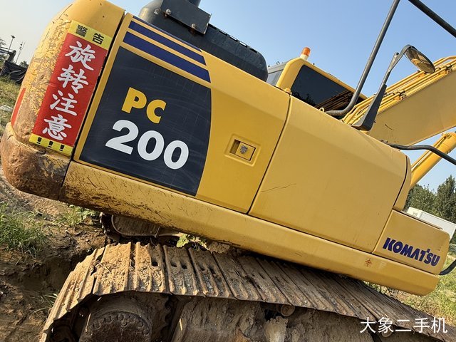 小松 PC200-8M0 挖掘机