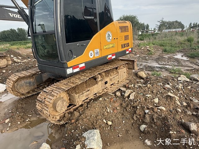 徐工 XE85D 挖掘机