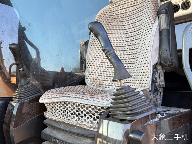 三一重工 SY135C-9 挖掘机