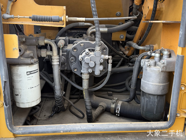 三一重工 SY135C-9 挖掘机